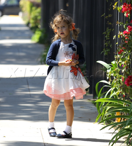 Jessica Alba baby daughter santa monica parties Cash Warren