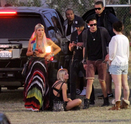 Paris Hilton Coachella pink bra 