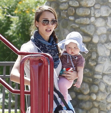 Jessica Alba sunglasses blue pants baby stroller melrose tattoo 