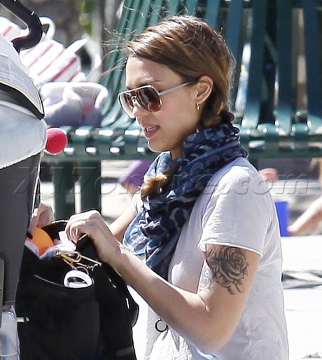 Jessica Alba sunglasses blue pants baby stroller melrose tattoo 