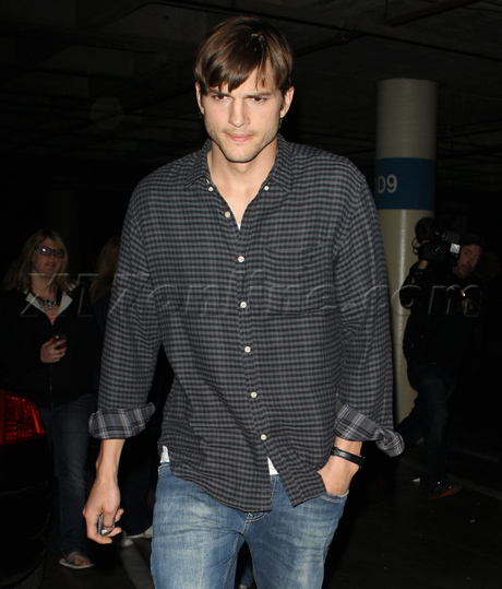 Ashton Kutcher lakers steve jobs denim biopic apple staples center