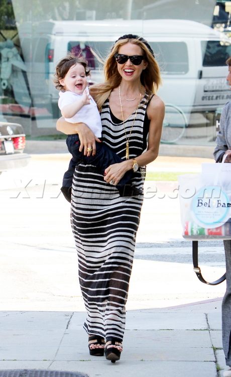 rachel zoe baby smiles child stripes hat sunglasses 