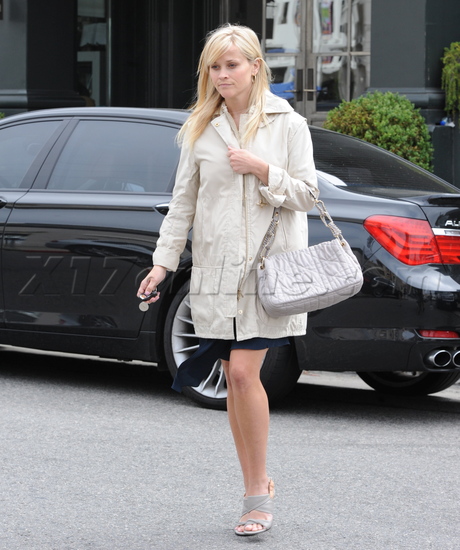 Reese Witherspoon blonde jacket bangs legs purse tavern brentwood