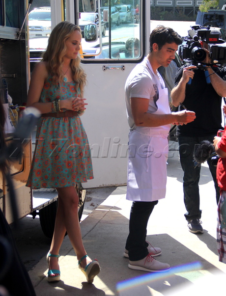 Beverly Hills Joe Jonas charity Silver Lake Rec Center