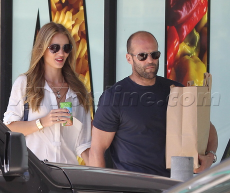sunglasses Rosie Huntington-Whiteley Jason Statham pc greens shopping shorts coconut water