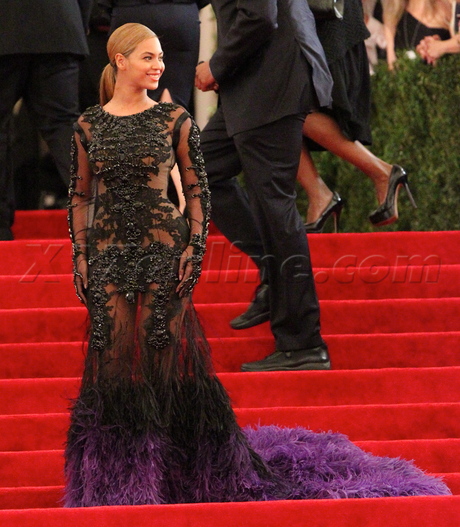 Beyonce red carpet gown costume met gala see through 