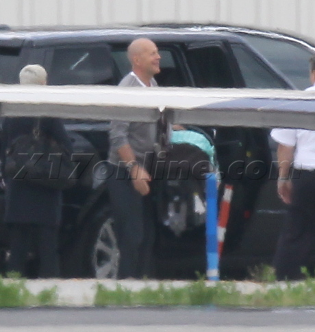 Bruce Willis baby demi morre private plane