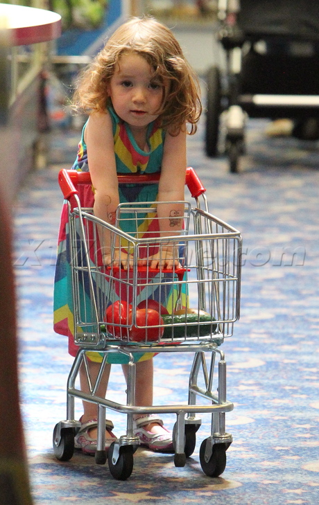 Alyson Hannigan maxi dress shopping toy store