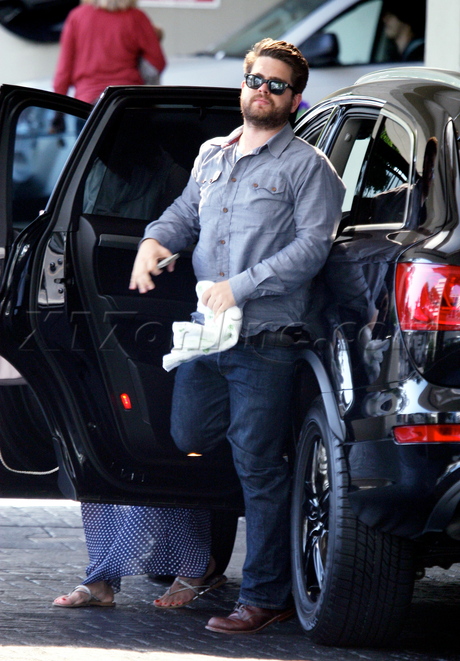 Jack Osbourne  Lisa Stelly  sunglasses baby weight 