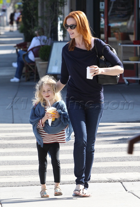 Marcia Cross  coffee daughter jeans 