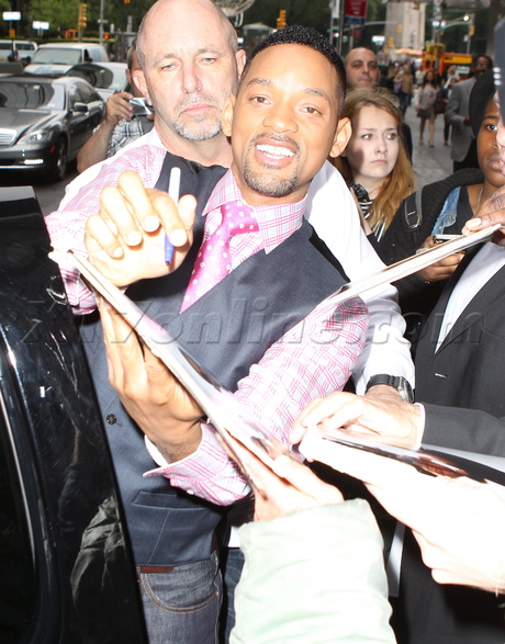 Will Smith mi3 men in black vest autographs