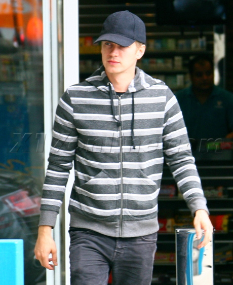 Hayden Christensen stripes sportscar gas Los Feliz 