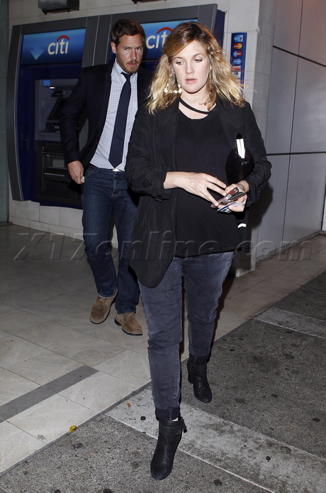 atm cash only  Drew Barrymore Will Kopelman Daikokuya downtown los angeles 