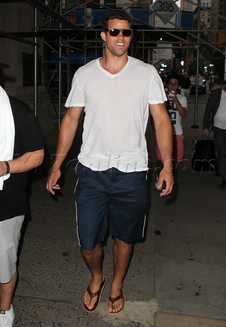 Kris Humphries nyc nba kim kardashian sunglasses 