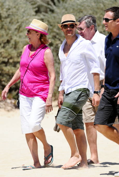 sunglasses Ryan Seacrest jetski Saint Tropez hat shorts american idol