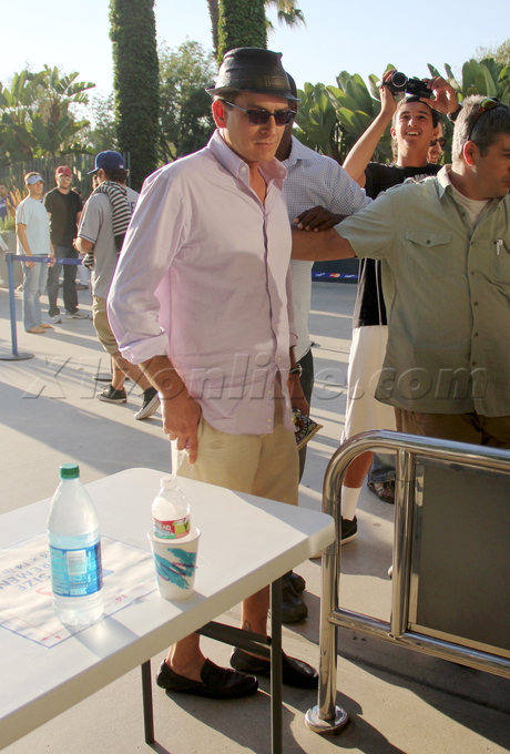 sunglasses Charlie Sheen hat dodger stadium