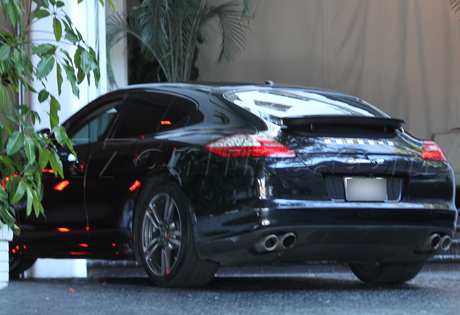 sunglasses Lindsay Lohan car shots accident 