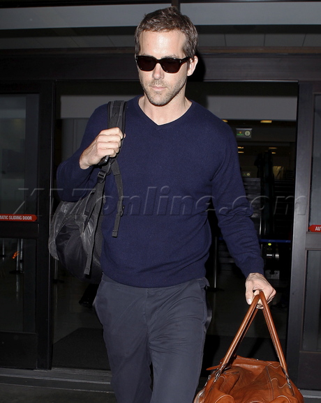 Ryan Reynolds Blake Lively sunglasses airport blonde lax