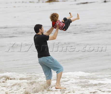 Christina Aguilera Matthew Rutler beach malibu max max bratman beer