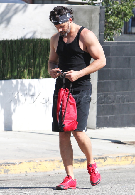 tank top Joe Manganiello true blood shorts sneakers 