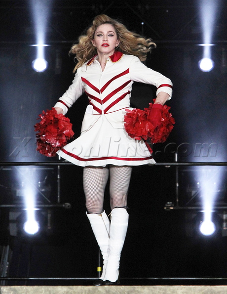 singer piano butt pussy concert moscow madonna perform majorette 