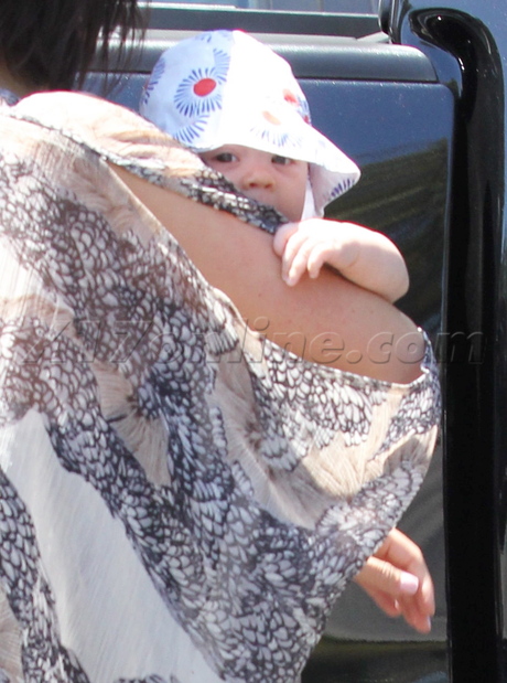 Jack Osbourne baby stars earn stripes lisa stelly Pearl Clementine 