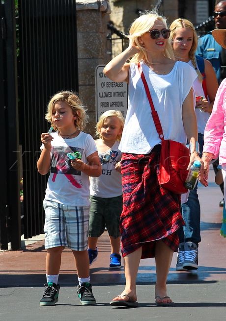 kid sport golf plaid