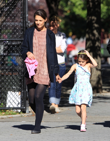 Katie Holmes, Suri Cruise Brooklyn New York
