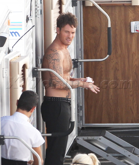 legs skirt blonde Tristan MacManus Pamela Anderson set costume dancing with the stars 