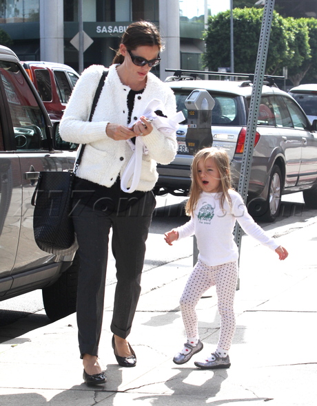 Jennifer Garner Seraphina Martial Arts Class Brentwood 