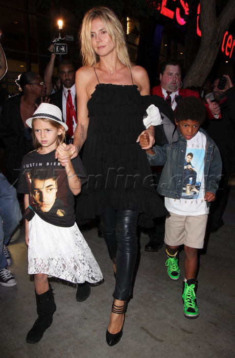 Heidi Klum Martin Kristen  staples center justin bieber  blonde model concert 