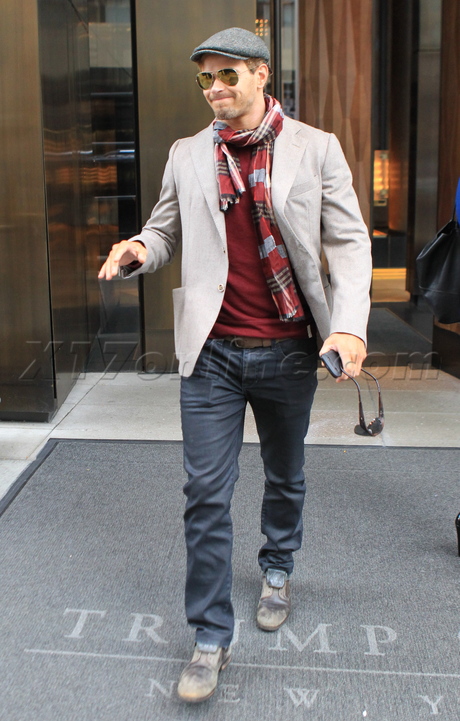 Kellan Lutz scarf hat twilight sunglasses jeans 