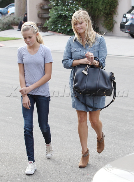 Reese Witherspoon sunglasses kid eva jean dress purse rag and bone boots