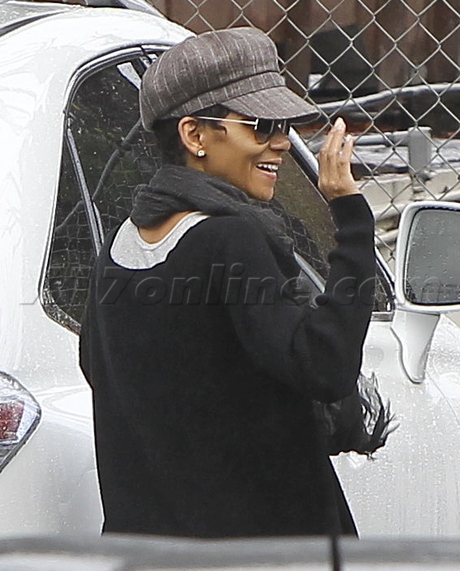 Halle Berry hat rain daughter nahla custody battle gabriel aubry olivier martinez 
