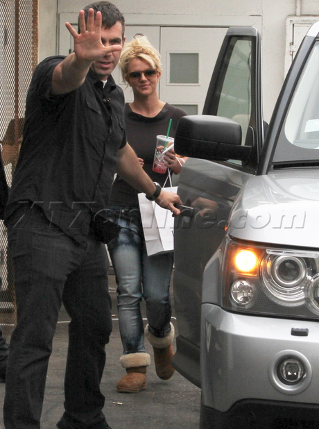 Britney Spears boots sunglasses car shots 