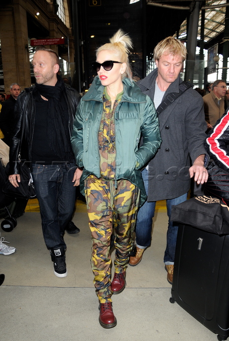 sunglasses Gwen Stefani  camouflage no doubt paris 