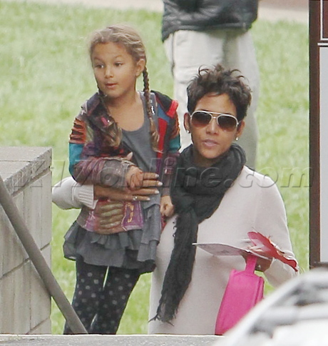 Halle Berry sunglasses denim scarf wave cute smile