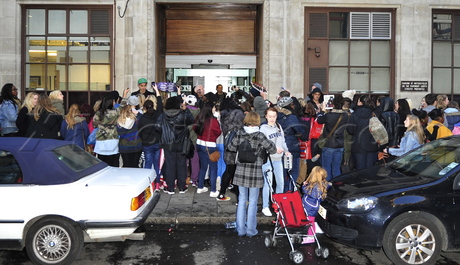 london uk The Wanted band fans autographs radio 1 