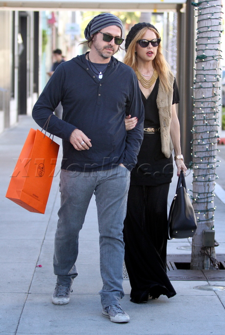 rachel zoe rodger berman beanie black friday