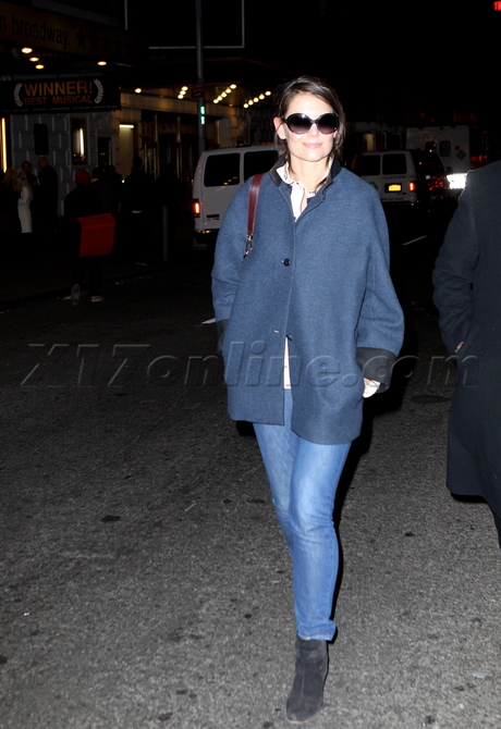 Katie Homles Dead Accounts Broadway closing early 