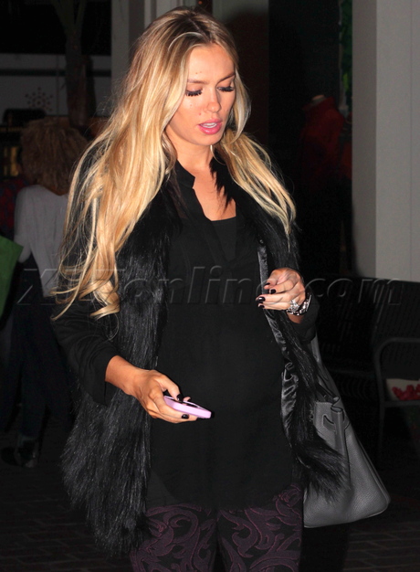 Petra Tamara Ecclestone The Grove Barney's New York Beverly Hills Fat Cow baby bump