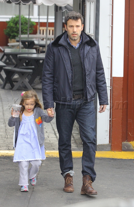 Seraphina Affleck ben Affleck brentwood country mart