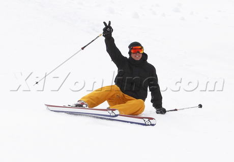 aspen colorado paris hilton river viiperi goggles ski jacket blonde 