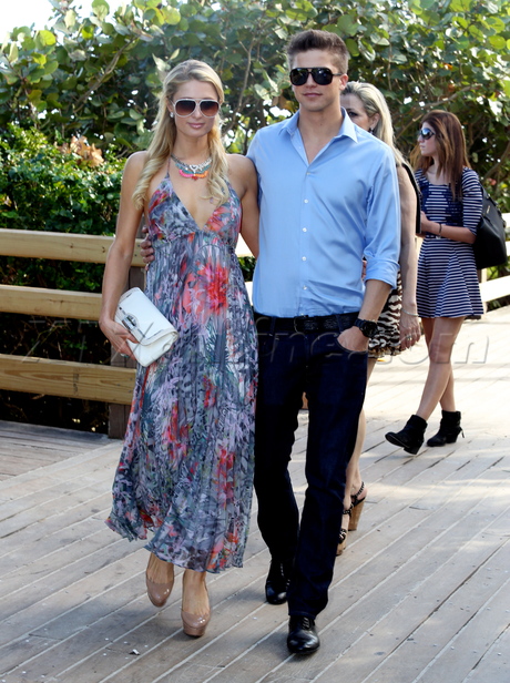 florida Paris Hilton  River Viiperi sunglasses miami maxi dress 