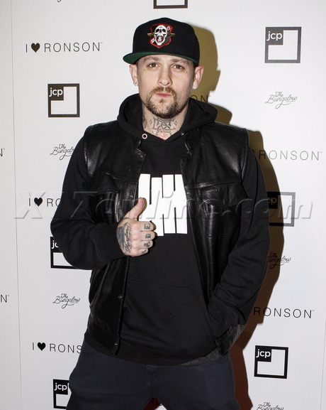Benji Madden I heart Ronson santa monica tattoo red carpet