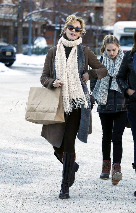aspen colorado jacket blonde Melanie Griffith  sunglasses boots smoking 
