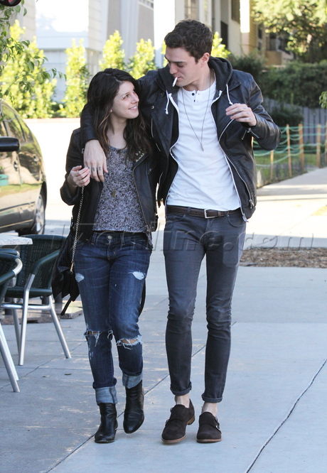 boots Shenae Grimes 90210 crying leather jacket tired boyfriend tattoos