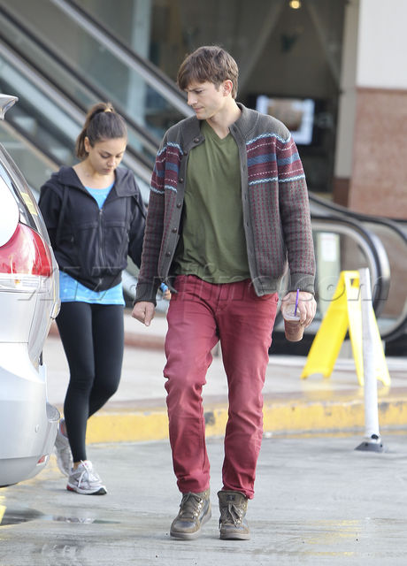 Ashton Kutcher, Mila Kunis Studio City Coffee Bean red pants