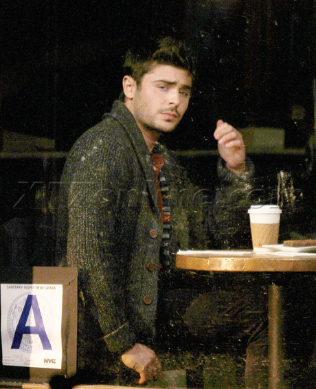 hotel nyc Zac Efron filming are we officially dating