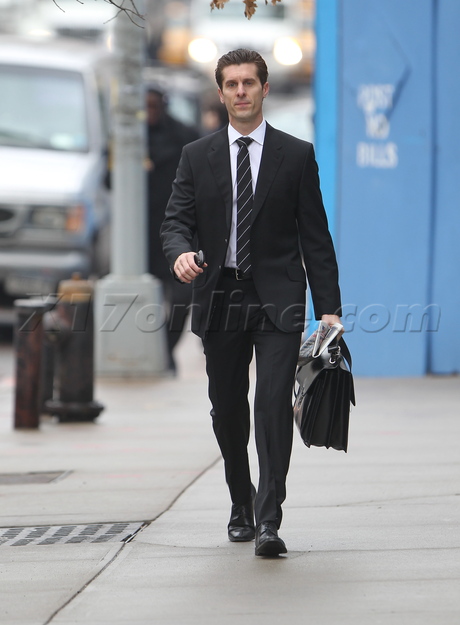 Jason Hoppy suit lawyer bethenny frankel custody battle bryn 